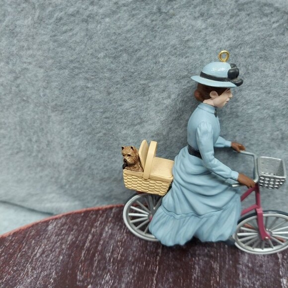 Wizard Of Oz  Miss Gulch Hallmark Ornament Toto  with Box - Picture 3 of 7